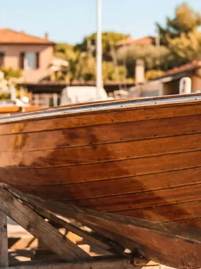manutenzione barca in legno